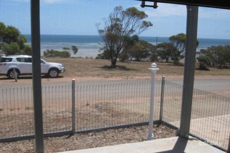 Property photo of 10 The Esplanade Tickera SA 5555
