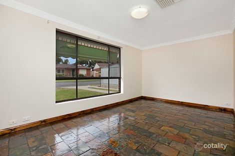 Property photo of 14 Scottsglade Road Christie Downs SA 5164