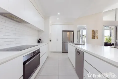 Property photo of 34 Newcomen Road Stirling WA 6021