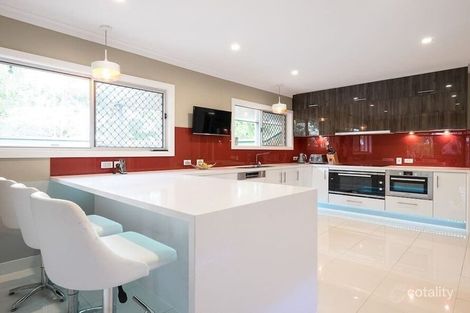 Property photo of 46 Kintyre Street Brookfield QLD 4069