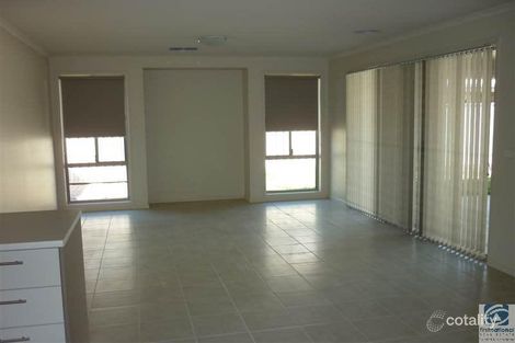 Property photo of 32 Daintree Way West Wodonga VIC 3690