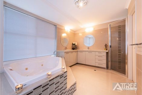 Property photo of 14 Templetonia Retreat Canning Vale WA 6155