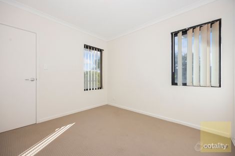 Property photo of 20/5 Eastleigh Loop Currambine WA 6028