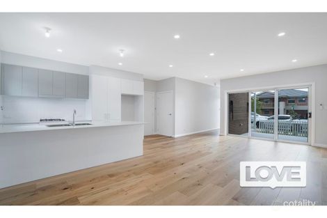 Property photo of 4 Adeline Crescent Fletcher NSW 2287