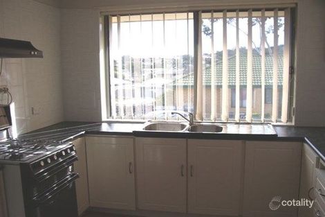 Property photo of 3 Hakea Place West Albury NSW 2640