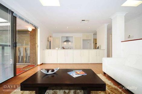 Property photo of 77 Wahroonga Way Greenwood WA 6024