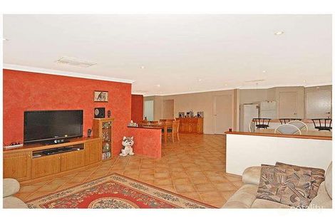 Property photo of 8 Latina Crescent Ellenbrook WA 6069