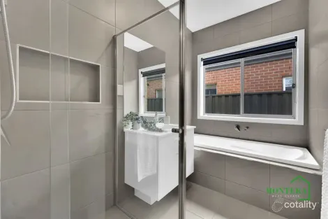 Property photo of 94 Lumin Boulevard Kalkallo VIC 3064