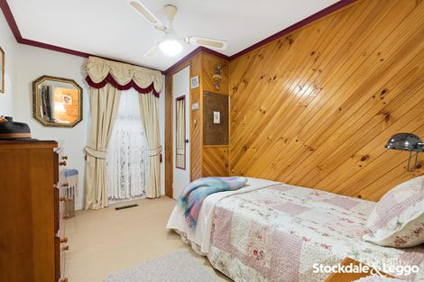 Property photo of 8 Finlay Close Gladstone Park VIC 3043