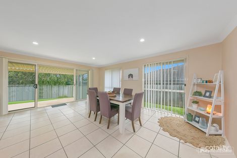 Property photo of 21 Charlton Place Regents Park QLD 4118