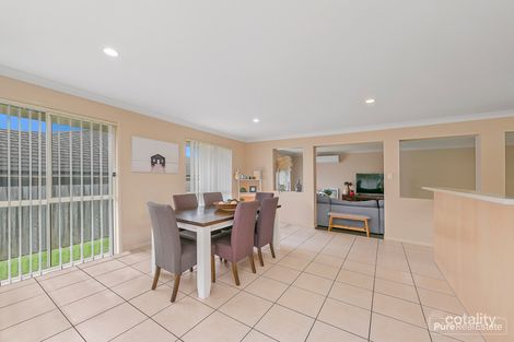 Property photo of 21 Charlton Place Regents Park QLD 4118