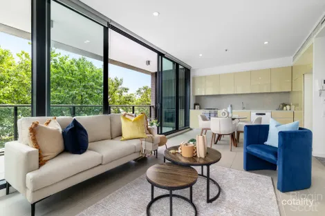 Property photo of 109/70 Queens Road Melbourne VIC 3004