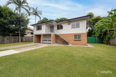 Property photo of 10 McLeod Street Basin Pocket QLD 4305