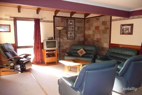 Property photo of 37 Riversdale Road Yarra Junction VIC 3797