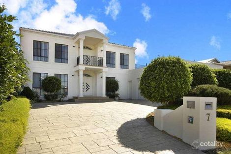 7 Arcadia Cl, Taylors Lakes, VIC 3038