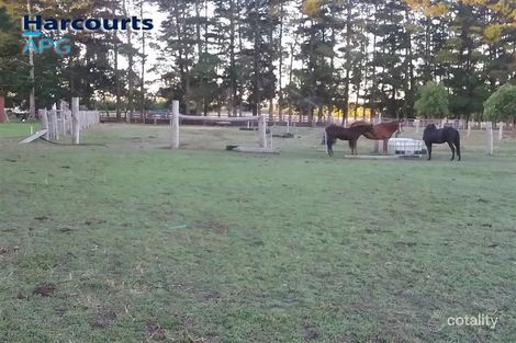 94 Ravenscliffe Rd, Kirup, WA 6251