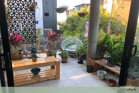 Property photo of 2/415 Sandgate Road Albion QLD 4010