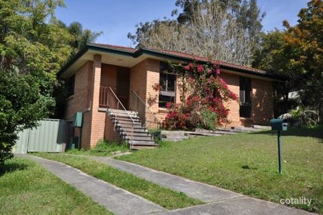 Property photo of 3 Pamela Close Green Point NSW 2251