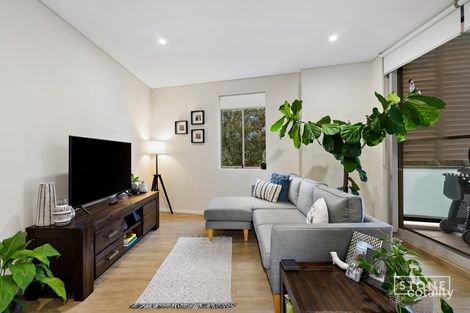 Property photo of 10/8 Junia Avenue Toongabbie NSW 2146