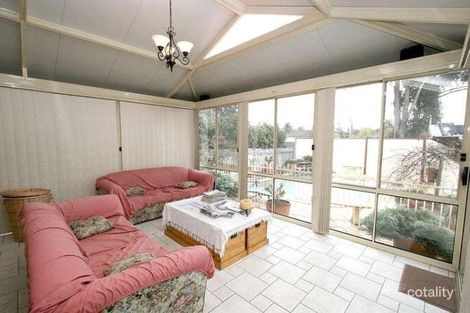 33 Myrtle Rd, Claremont Meadows, NSW 2747