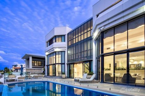 77 Commodore Dr, Surfers Paradise, QLD 4217