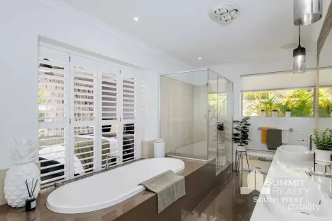 Property photo of 11 Barker Boulevard Glen Iris WA 6230