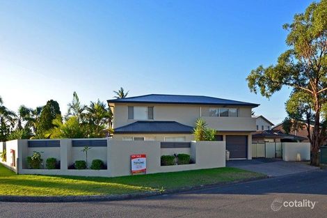 2 Barracouta Ave, St Huberts Island, NSW 2257