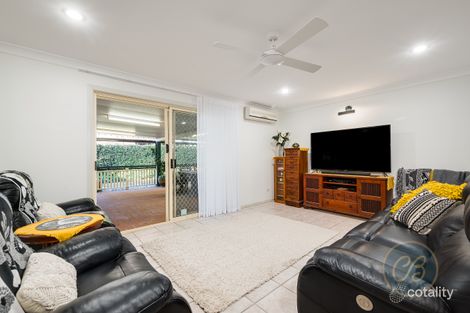 Property photo of 19 Lorenc Place Bridgeman Downs QLD 4035