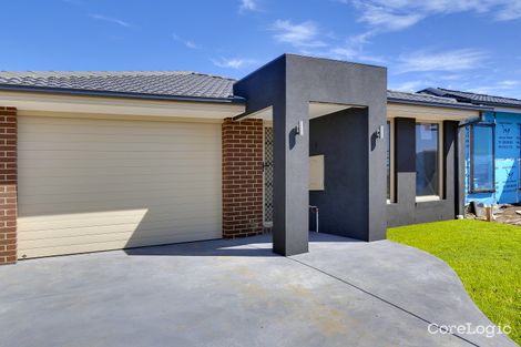 Property photo of 17 Elsey Way Clyde North VIC 3978
