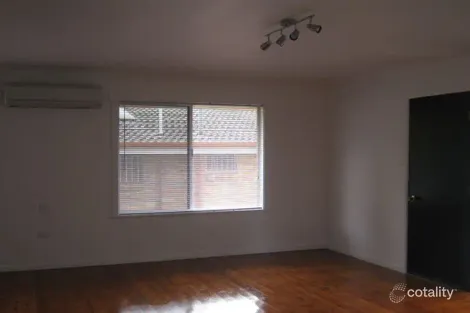 Property photo of 41 Jellicoe Street Mount Lofty QLD 4350