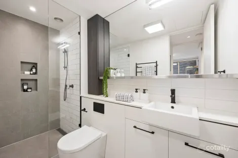 Property photo of 2/77 Abinger Street Richmond VIC 3121