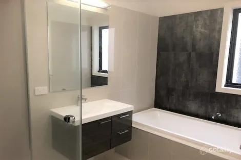 Property photo of 18 Kosa Avenue Sunshine West VIC 3020