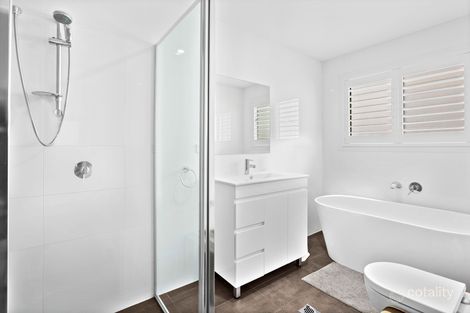 Property photo of 1/15 Brae Road Albion Park NSW 2527