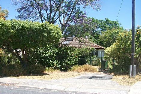 19 Aughton St, Bayswater, WA 6053