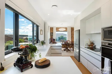 Property photo of 35 McMillan Crescent Dalmeny NSW 2546