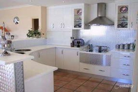 Property photo of 10 Hillcrest Place Dubbo NSW 2830