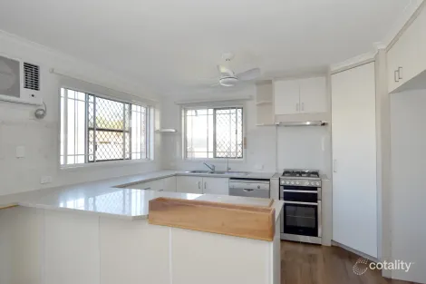 Property photo of 11 Lady Elliot Court Clinton QLD 4680