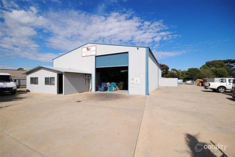 17 Playford Cres, Salisbury North, SA 5108