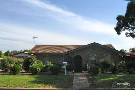 18 Lindridge Pl, Colyton, NSW 2760