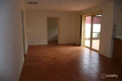 Property photo of 2/5 Cityview Crescent Tarneit VIC 3029