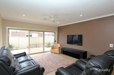 Property photo of 8 Chifley Drive Delacombe VIC 3356