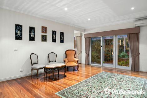 Property photo of 2 Kingston Way Mooroolbark VIC 3138