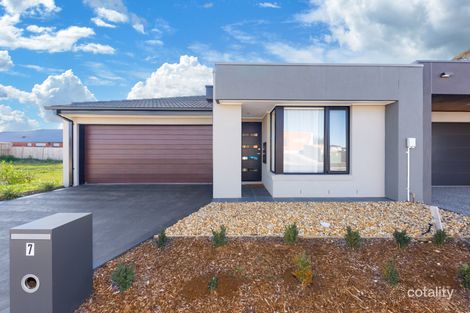 7 TOURIGA CCT, SUNBURY, VIC 3429