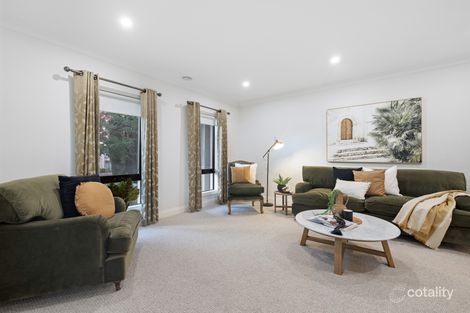 Property photo of 28 Langhorne Crescent Rowville VIC 3178