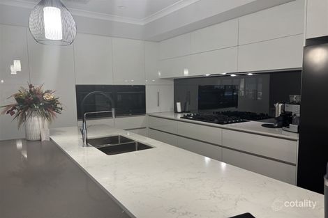 Property photo of 4 Callabonna Esplanade Lakelands WA 6180