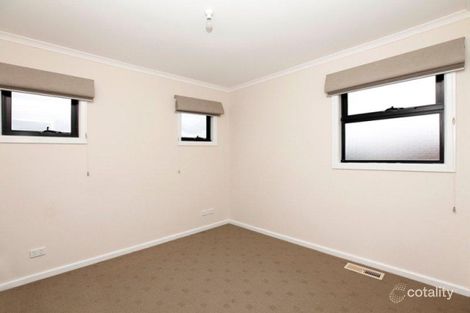 Property photo of 1/17 Evans Crescent Reservoir VIC 3073