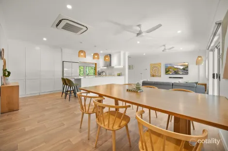 Property photo of 26 Kalyan Close Caravonica QLD 4878