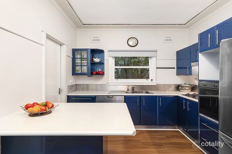 Property photo of 11 Railway Parade Woodford NSW 2778