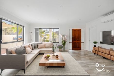 Property photo of 2/22A Farrell Road Bulli NSW 2516