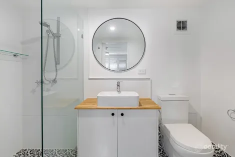 Property photo of 8/111 Old Burleigh Road Broadbeach QLD 4218